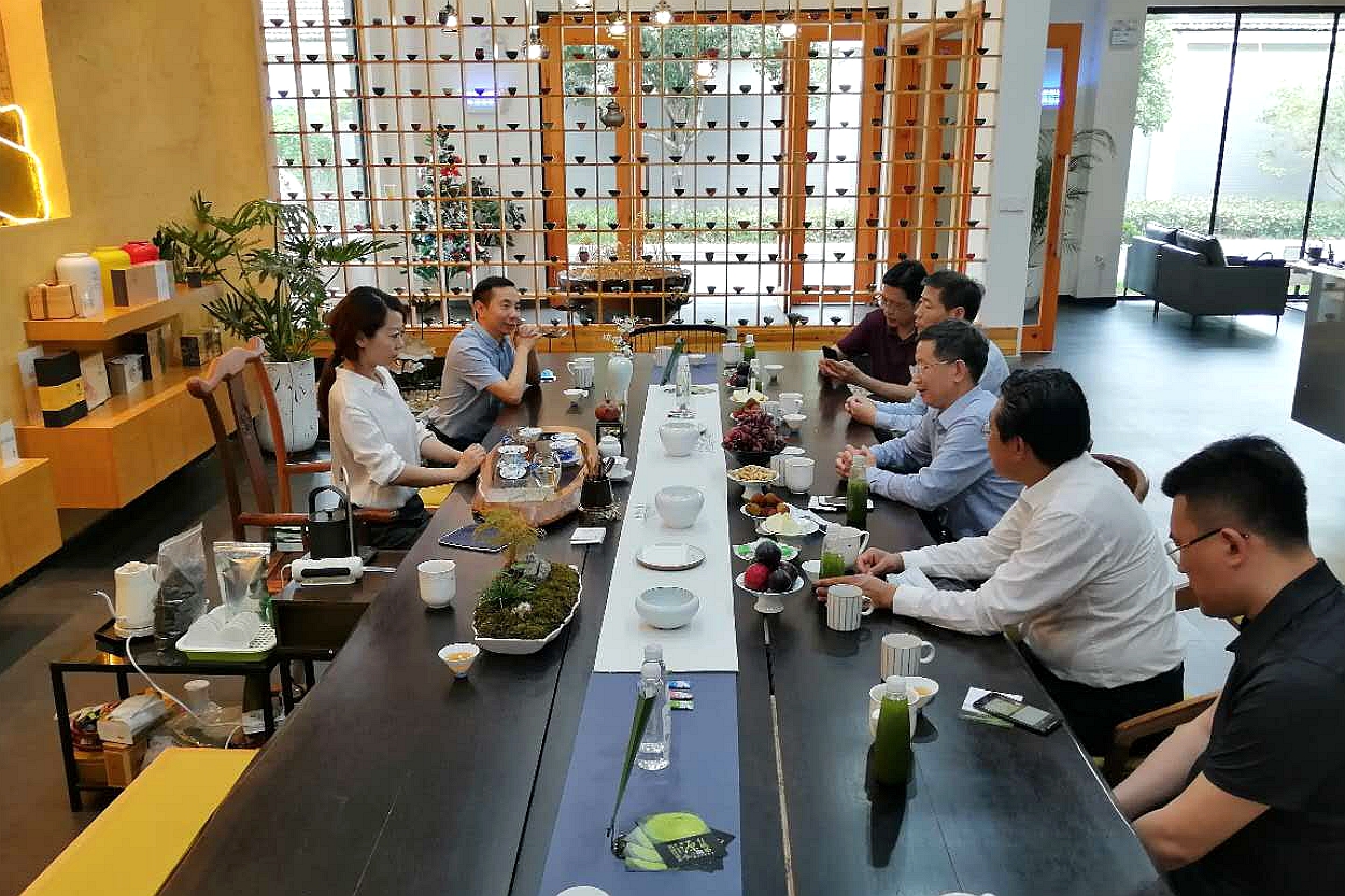 山東省日照市供銷(xiāo)社魯友文主任考察浙茶集團